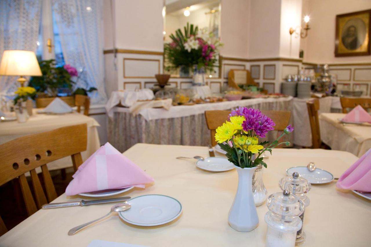 Hotel Villa Westend ميرانو المظهر الخارجي الصورة