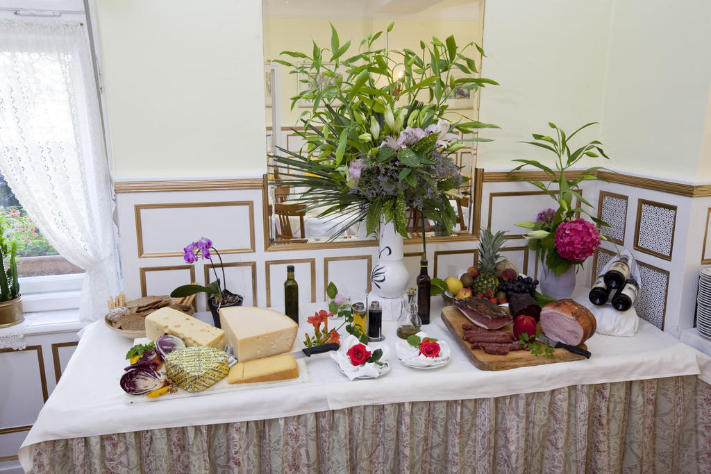 Hotel Villa Westend ميرانو المظهر الخارجي الصورة